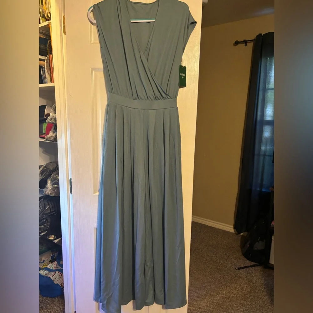 Brand New Halara Romper w/ tags - Picture 2 of 2